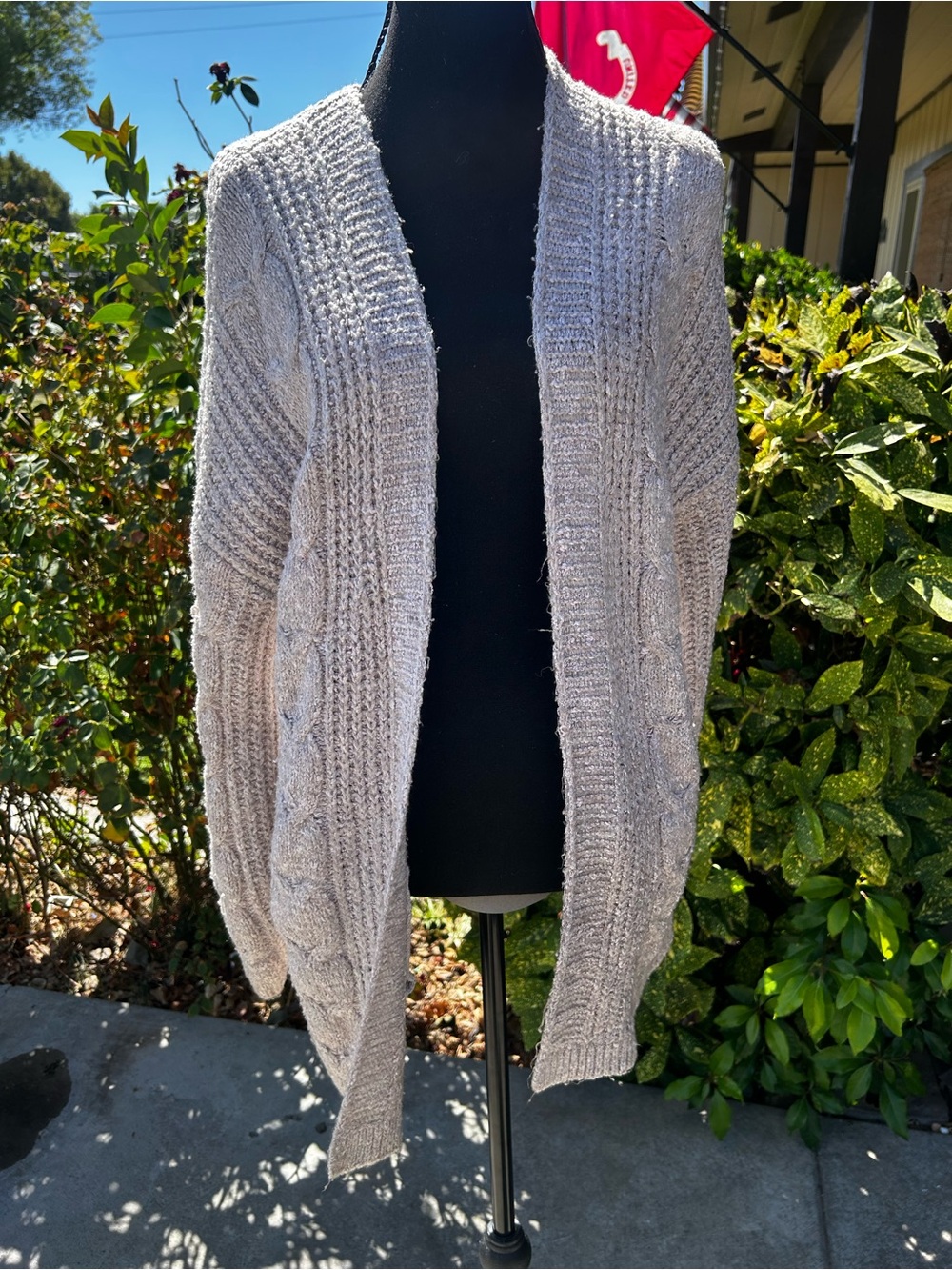 Y2K vintage Abercrombie & Fitch Gray Cable Knit Open Front Cardigan Sweater